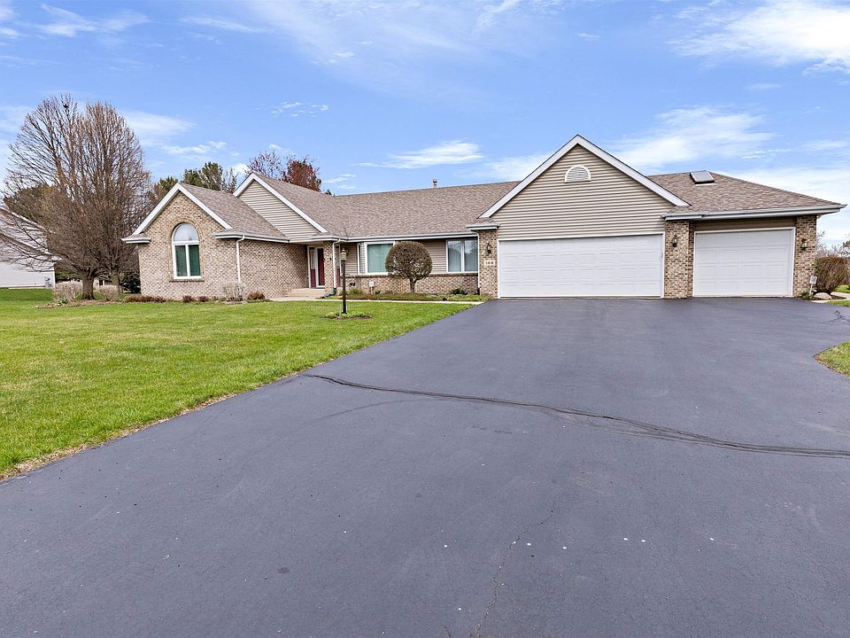 1st image of 144 Glen Abbey Dr