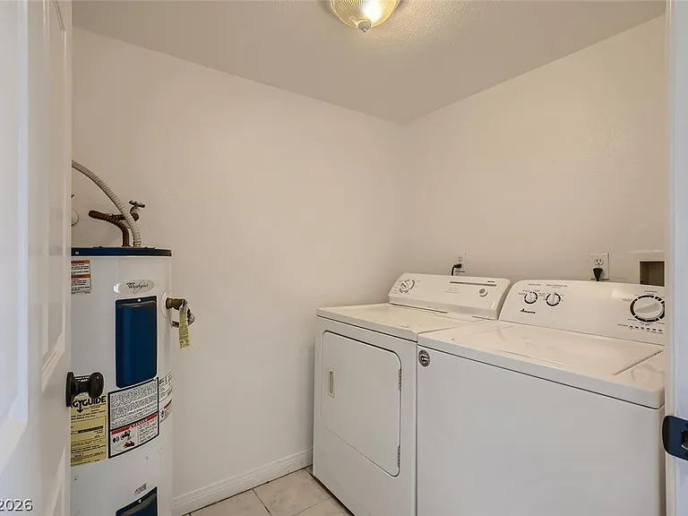 4364 Tara Ave #D — Photo 23