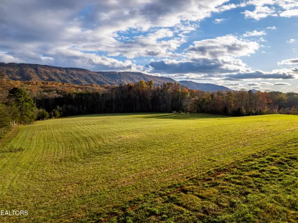 1029 Oscar Best Rd, Maryville, TN 37803