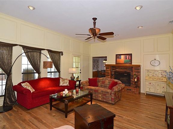 2nd image of 4405 Seedling Ln