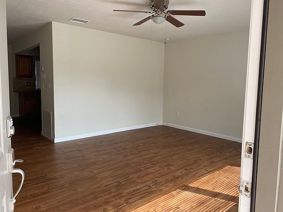 3rd image of 7198 Natchez Ct