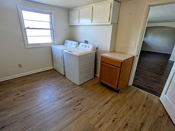 2nd image of 1014 S Garry Rd