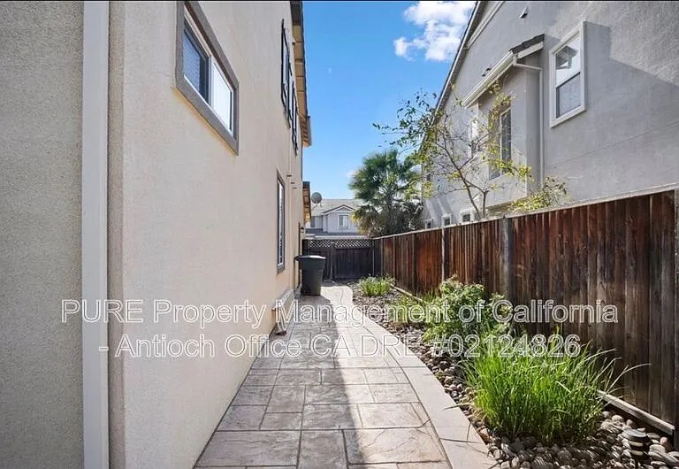 80 Bottlebrush Ct — Photo 6