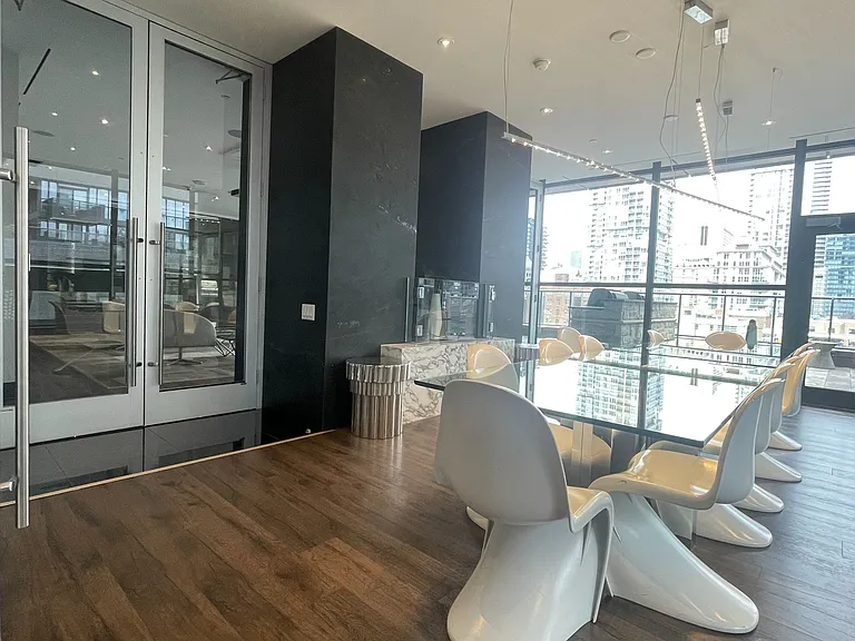 290 Adelaide St W #3509 — Photo 50