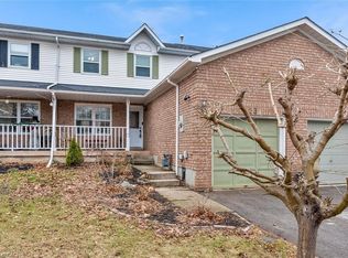 23 Hedge Lawn Dr, Grimsby, ON