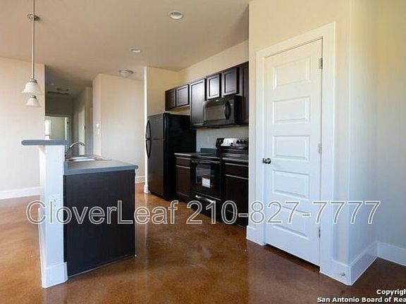 4th image of 9627 Autumn Pl