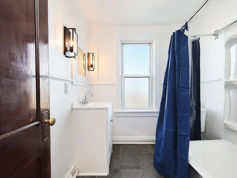 209 Mary St #2 — Photo 22