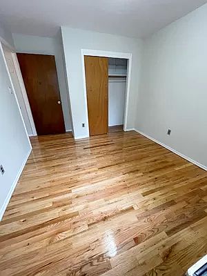 4th image of 20-50 48th St #1L
