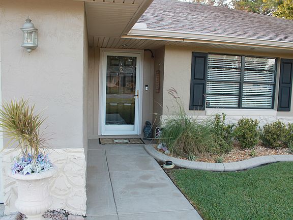 4th image of 4720 Hidden Lake Dr