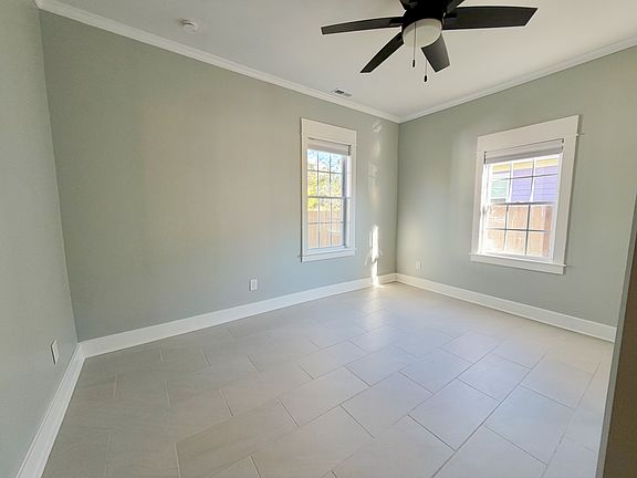5th image of 1011 Moreland Ave