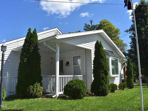 2nd image of 10365 Petersburg Pike