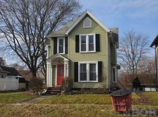611 N Union St, Fostoria, OH 44830
