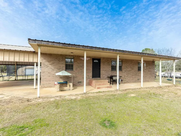 3841 County Road 2994, Hughes Springs, TX 75656