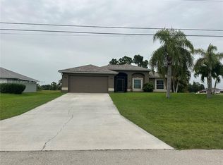 1811 NE 38th Ter, Cape Coral, FL 33909