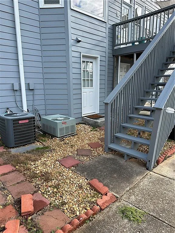 1 bed, 2816 sqft, $1,350 — Photo 1