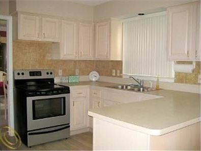 1st image of 4270 Pinehurst Dr