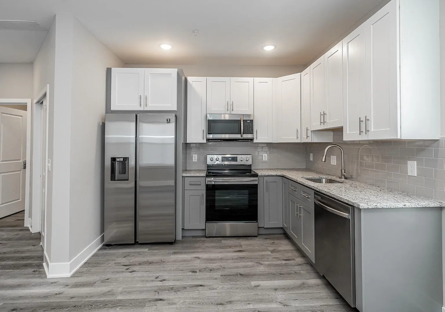 616 N Union St - #B — Photo 3