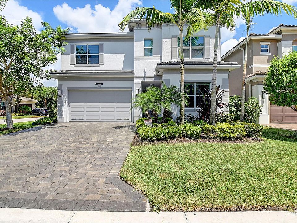 1st image of 15352 Green River Court