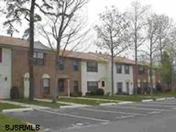 219 Patriots Ct #2805, Galloway, NJ 08205