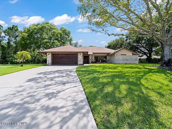3rd image of 2200 Hamlet Dr