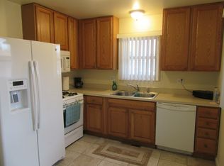 21900 Morton St, Oak Park, MI 48237