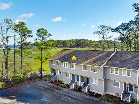 2nd image of 826 Beach Haven Dr Unit B