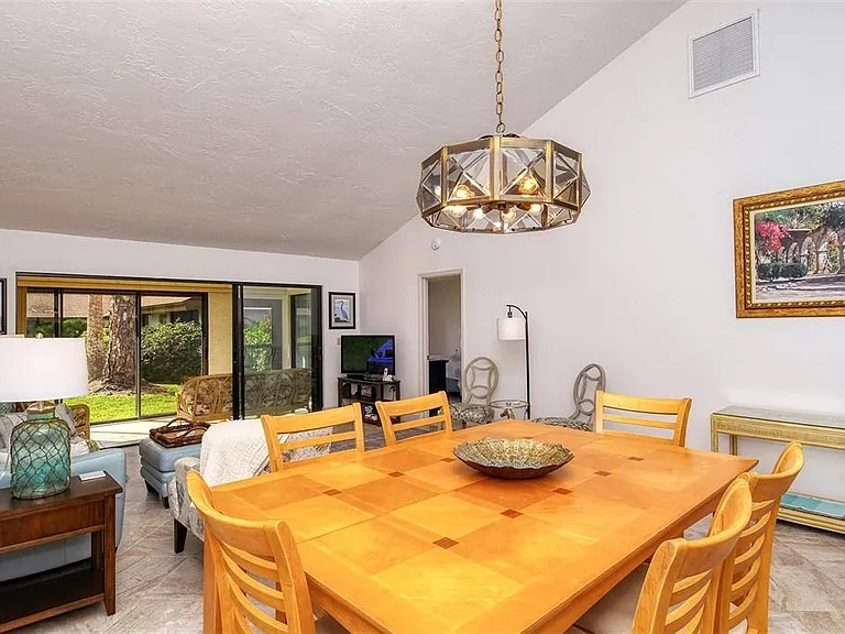 3131 Windrush Bourne #22 — Photo 5