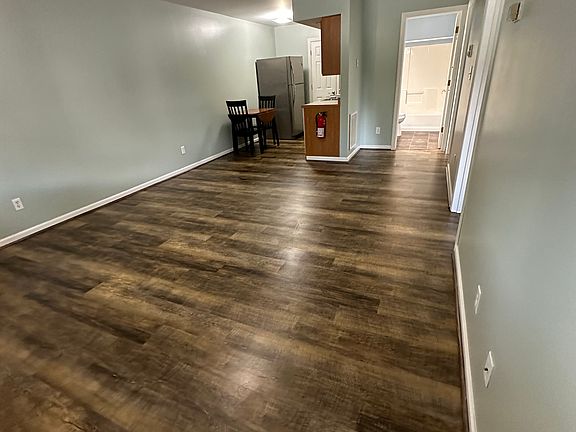 3rd image of 888 Wayne Ave #5