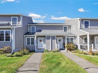 833 Long Hill Rd, Middletown, CT 06457