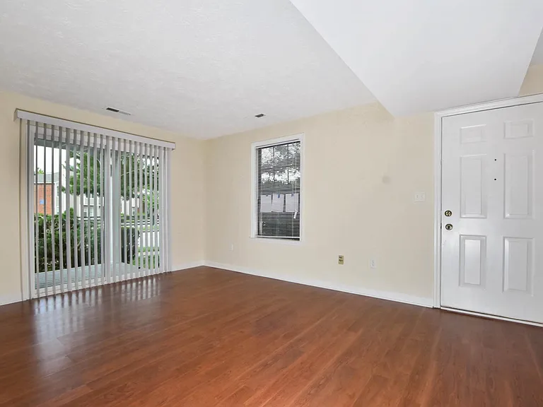 404 Bainbridge Ct #A2 — Photo 18