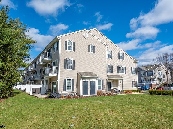 3rd image of 59 Carter Rd