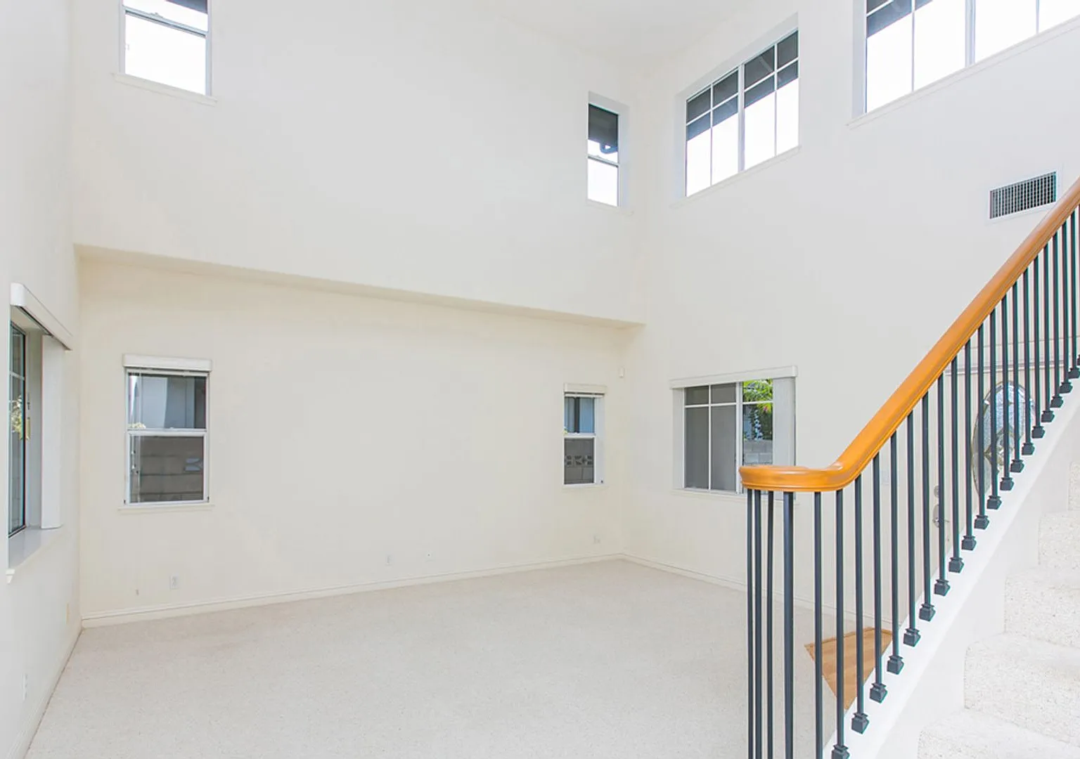 Mililani Mauka - 4bdrm/3bath with attached garage Single Family Home — Photo 4