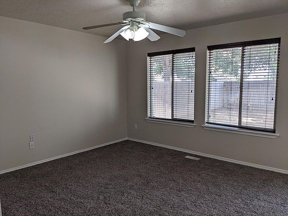 3rd image of 20579 Sanford Ave