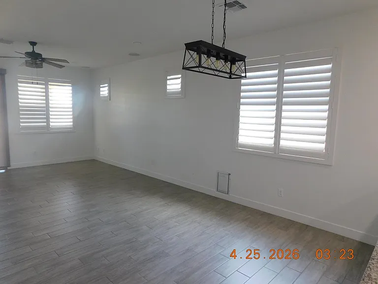 13559 N 174th Ave — Photo 9