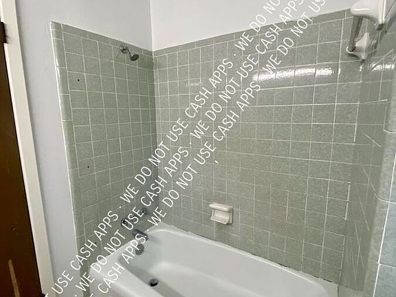 2nd image of 10 Woodhaven Ct