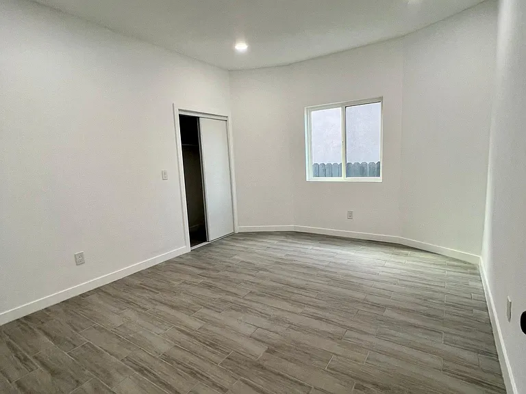 882 E Martin Luther King Jr Blvd — Photo 12