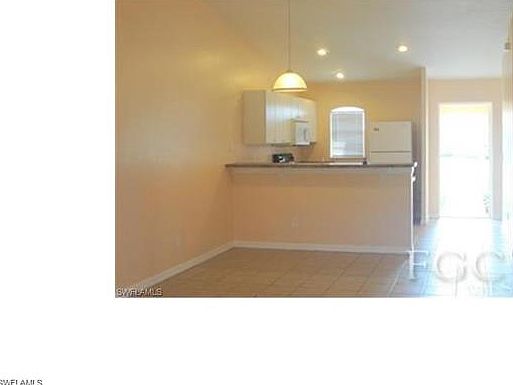 3rd image of 718 Jenna Ave S