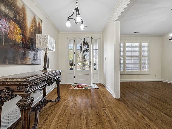 4th image of 1854 Almadale Farms Pkwy