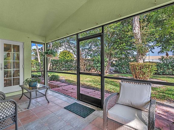 3rd image of 6080 Beaconwood Road