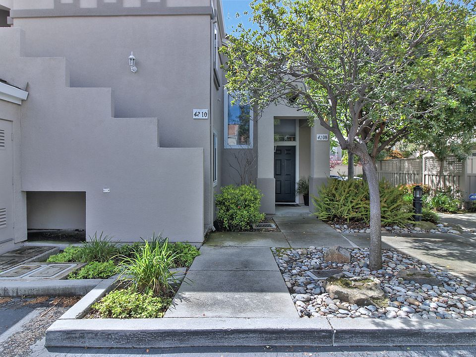1st image of 4208 Sophia Way
