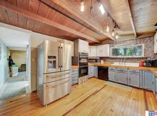 2147 Blue River Lodge Trl #6, Crete, NE 68333