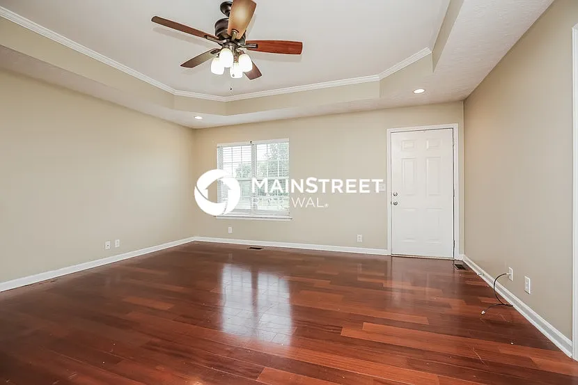 223 Jonathan Way — Photo 4