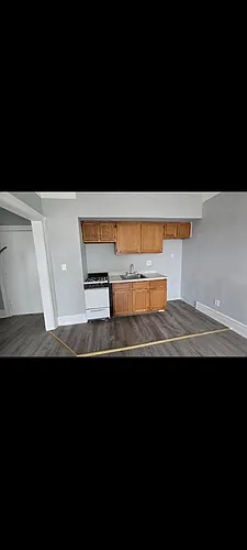 379 Sanford Ave #3 Photo 1