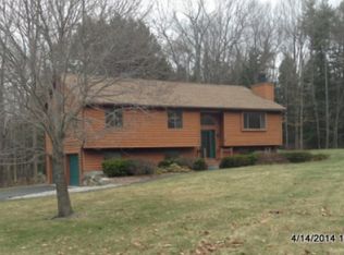 12 Pilgrim Cir, East Hampstead, NH 03826