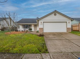 1194 S 6th St, Independence, OR 97351