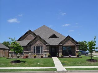 726 Chaparral Rd, Sanger, TX 76266