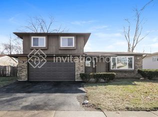 22847 Redwood Dr, South Holland, IL 60471