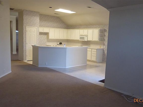 3rd image of 3305 Patriot Dr