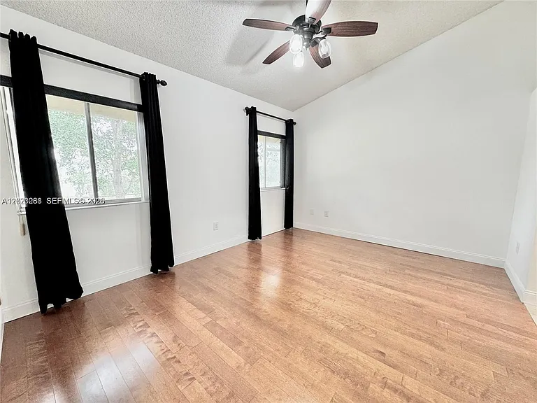 16320 Malibu Dr #10 — Photo 8