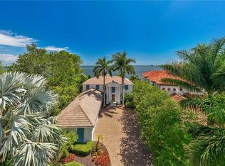 1667 Brightwaters Blvd NE, Saint Petersburg, FL 33704